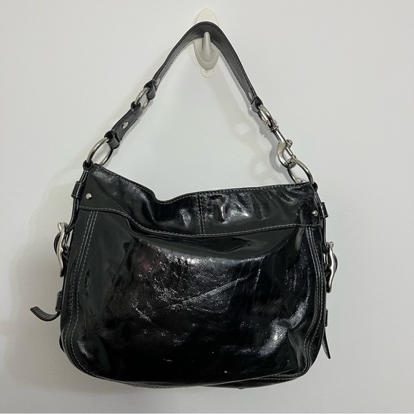 Coach patent leather hobo handbag in black - Picture 4 of 15